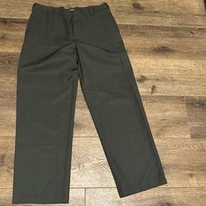 Izod Men's golf pants 34x32‎